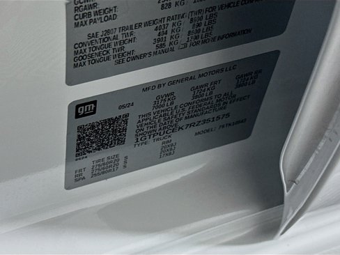 Used 2024 GMC Sierra 1500 Elevation image 12