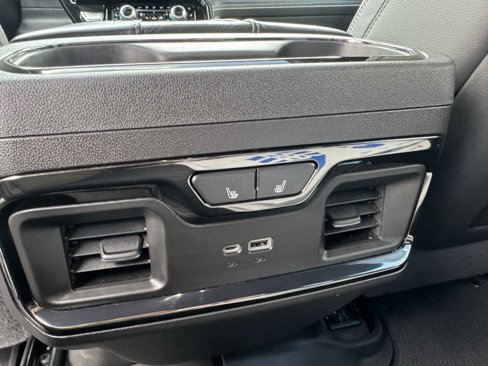 Used 2022 GMC Sierra 1500 AT4X image 21