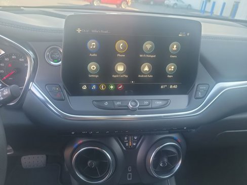 Used 2025 Chevrolet Blazer LT image 21
