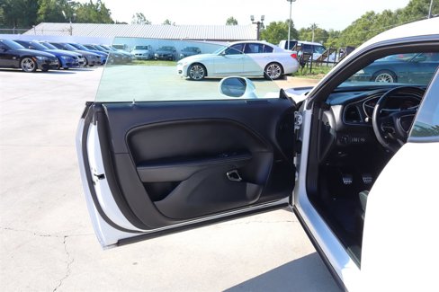 Used 2016 Dodge Challenger SRT Hellcat image 36