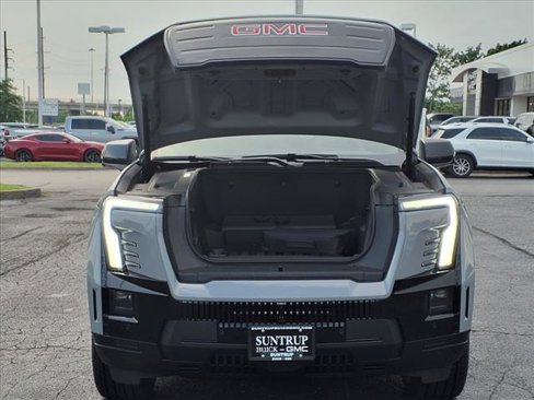 New 2026 GMC Sierra EV Elevation w/ Premium Package image 21