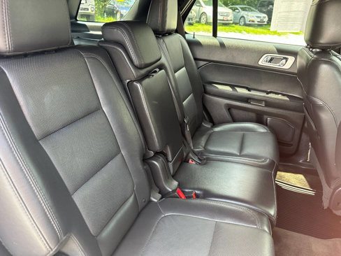 Used 2015 Ford Explorer Limited w/ Equipment Group 302A image 21