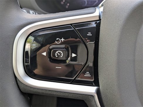 New 2026 Volvo XC60 B5 Ultra w/ Climate Package image 28