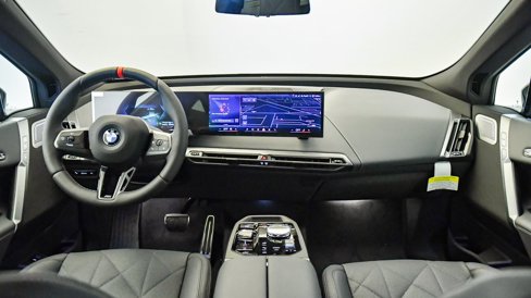 New 2026 BMW iX M70 image 18