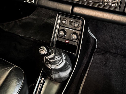 Used 1986 Porsche 911 Carrera image 29