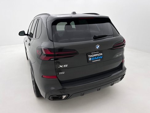 New 2026 BMW X5 xDrive40i w/ M Sport Package image 6