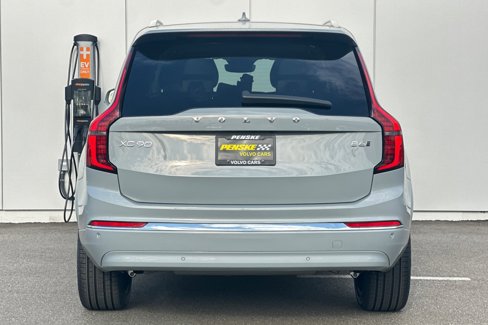 New 2026 Volvo XC90 B6 Plus image 4