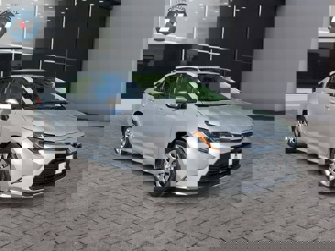 Used 2024 Toyota Corolla LE image 7