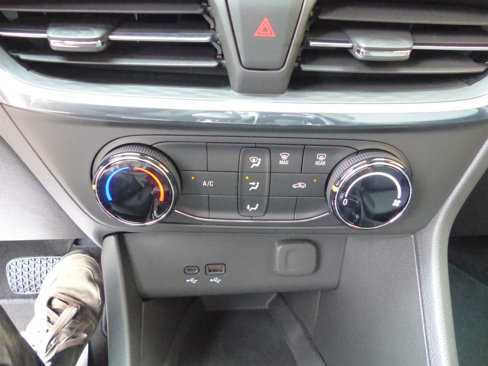 Used 2025 Buick Encore GX Preferred image 29