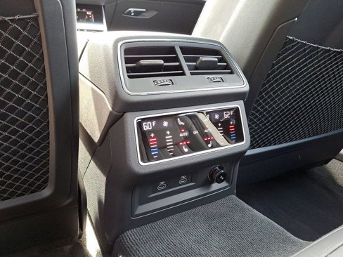 Certified 2025 Audi A7 3.0T Prestige image 11
