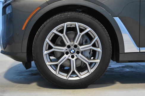New 2026 BMW X7 xDrive40i w/ Executive Package image 25