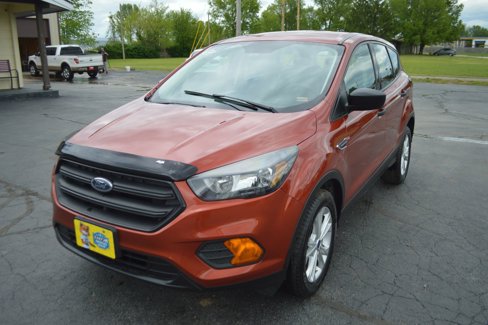 Used 2019 Ford Escape S image 2