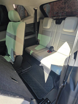 Used 2018 Volkswagen Tiguan SEL image 19