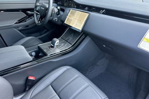 New 2026 Land Rover Range Rover Evoque Dynamic SE image 17