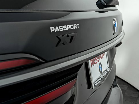 New 2026 BMW X7 M60i image 5