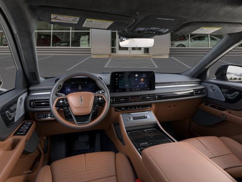 New 2025 Lincoln Aviator Black Label w/ Jet Appearance Package image 9