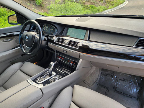 Used 2011 BMW 550i Gran Turismo image 13