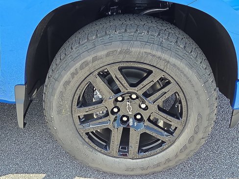 New 2026 Chevrolet Silverado 1500 Custom w/ Turbomax Blackout Package image 7
