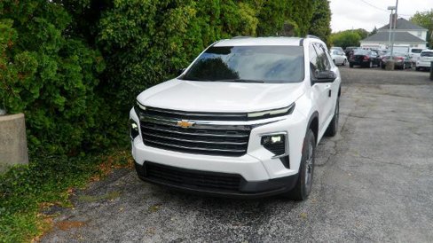 New 2026 Chevrolet Traverse LT w/ Driver Confidence Package image 2