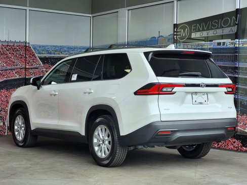 New 2026 Toyota Grand Highlander AWD image 4