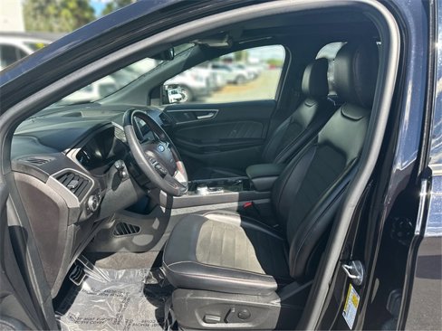 Certified 2023 Ford Edge ST-Line w/ Class II Trailer Tow Package image 9