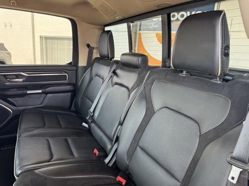 Used 2021 RAM 1500 Laramie image 33