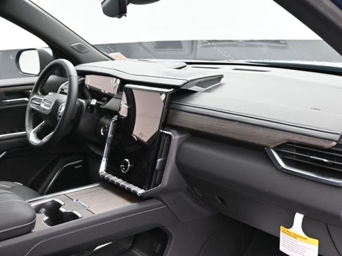 New 2026 GMC Acadia Denali image 11
