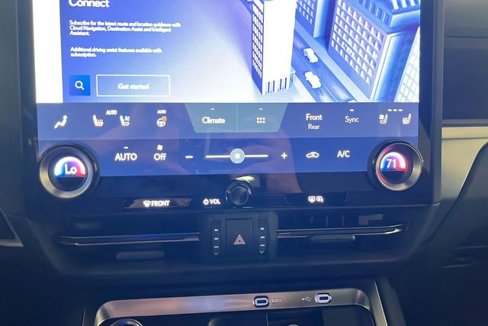 Used 2025 Lexus GX 550 image 14