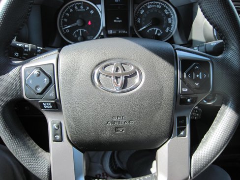 Used 2023 Toyota Tacoma SR5 w/ Technology Package image 12