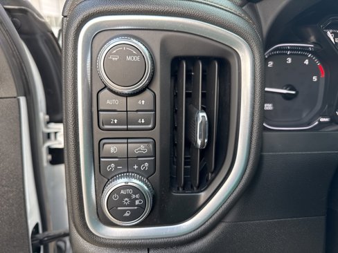 Used 2023 GMC Sierra 2500 AT4 image 52