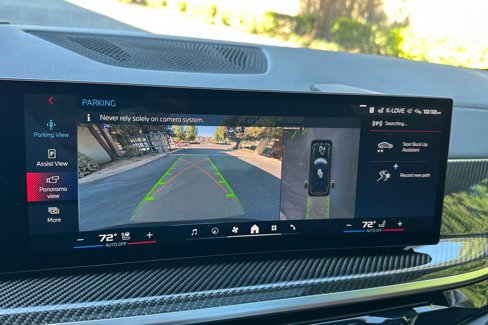 New 2026 BMW X7 M60i image 18