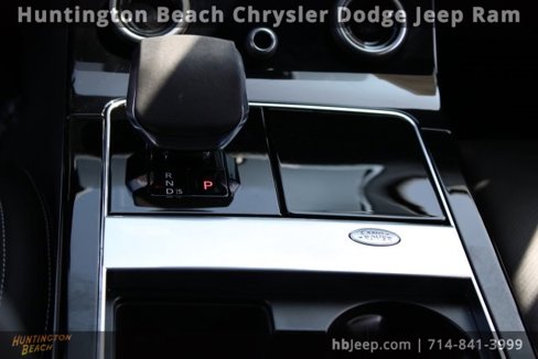 Used 2023 Land Rover Range Rover Velar R-Dynamic S image 20