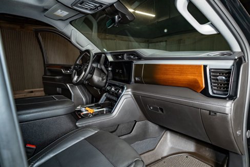 Used 2025 GMC Sierra 3500 Denali w/ Denali Reserve Package image 19