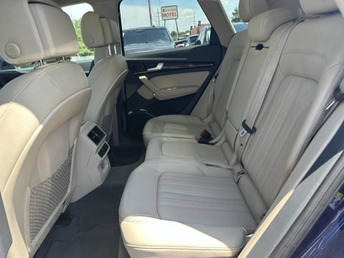 Used 2018 Audi Q5 2.0T Premium w/ Convenience Package image 23