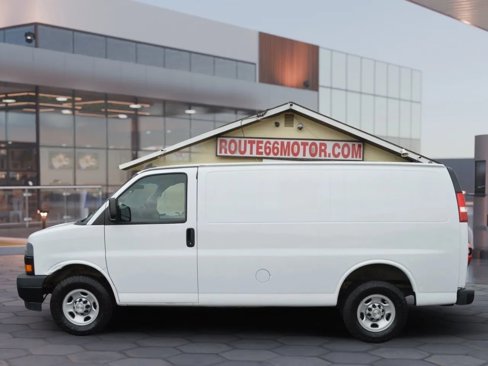 Used 2021 Chevrolet Express 2500 w/ Driver Convenience Package image 3