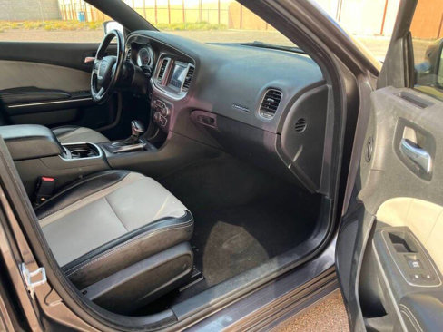 Used 2020 Dodge Charger SXT image 10