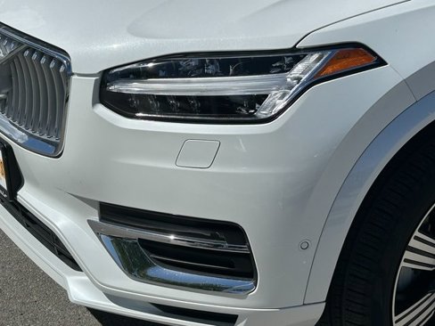 Used 2025 Volvo XC90 T8 Plus w/ Protection Package Premier image 11
