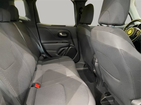 Used 2019 Jeep Renegade Altitude w/ Quick Order Package 2XM image 23