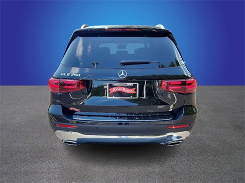 Used 2024 Mercedes-Benz GLB 250 image 6