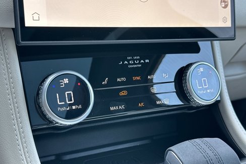 Used 2025 Jaguar F-PACE R-Dynamic S image 24