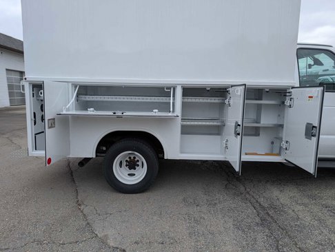 New 2026 Ford E-350 and Econoline 350 Super Duty w/ Power Equipment Group image 8