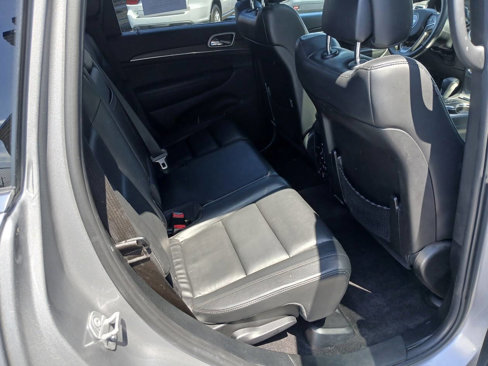 Used 2018 Jeep Grand Cherokee Limited image 7
