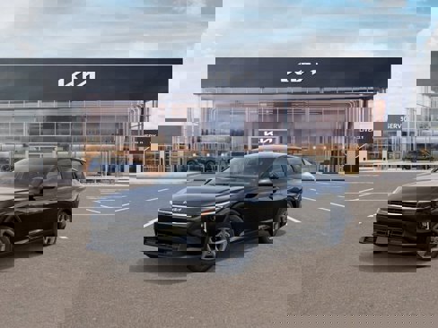 New 2025 Kia K4 LXS image 1