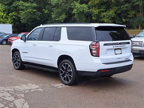 Used 2024 Chevrolet Suburban RST w/ Luxury Package image 3
