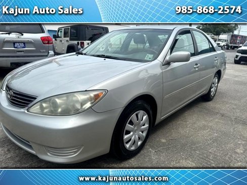 Used 2005 Toyota Camry LE image 1