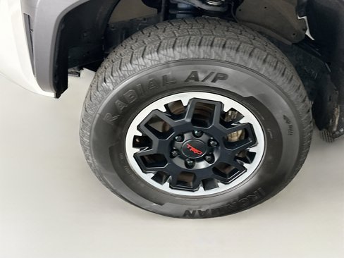 Used 2024 Toyota Tacoma TRD Off-Road image 11