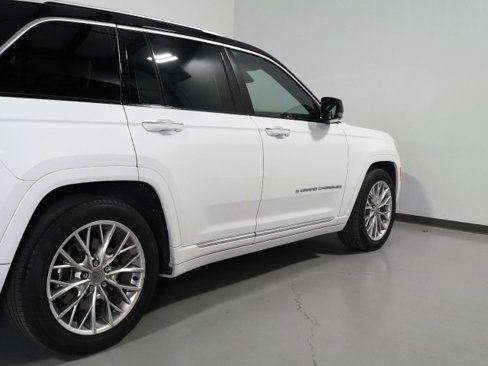 Used 2023 Jeep Grand Cherokee Summit 4xe w/ Advanced Protech Group IV image 78