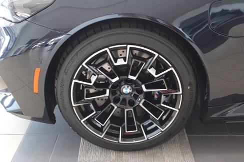 New 2026 BMW M5 w/ Carbon Package image 37