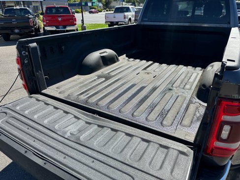 Used 2022 RAM 3500 Limited image 8
