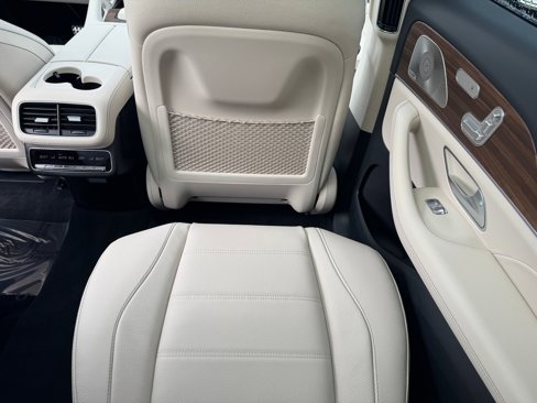 New 2026 Mercedes-Benz GLS 450 4MATIC image 23